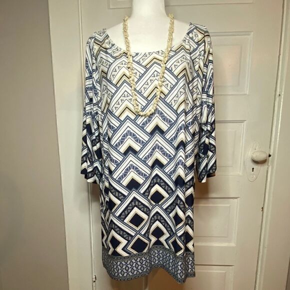 NAIF Blouse NWT   - Picture 1 of 7